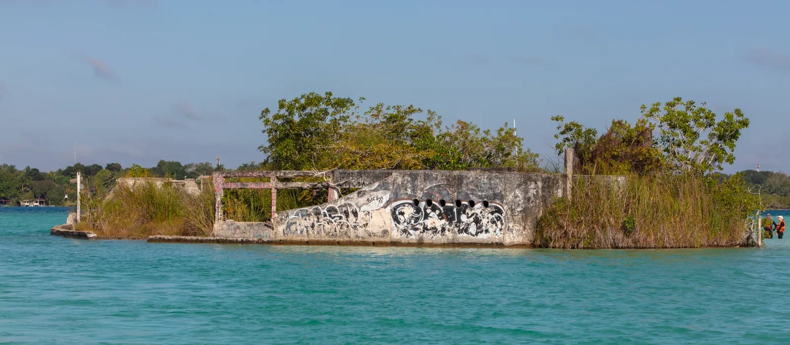 Things to Do in Bacalar: Boat Tours, Sunrise Kayaks and the Stromatolites